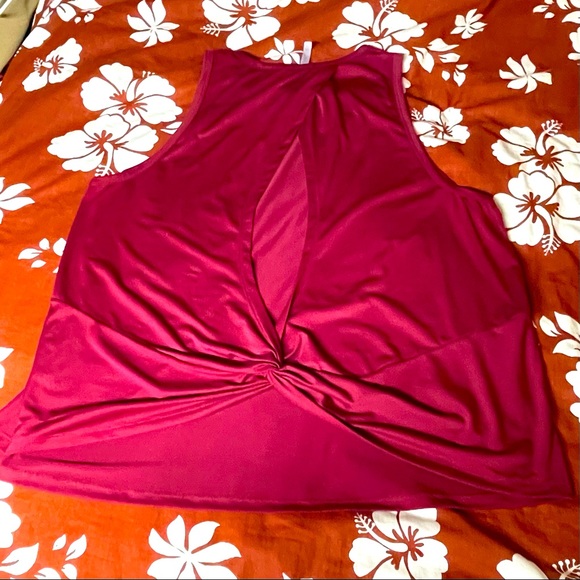 Fabletics Blake Open Back Twist Tank - Picture 2 of 6